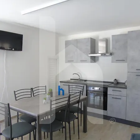 Homiday - Residenza Tulipani Διαμέρισμα Scerne