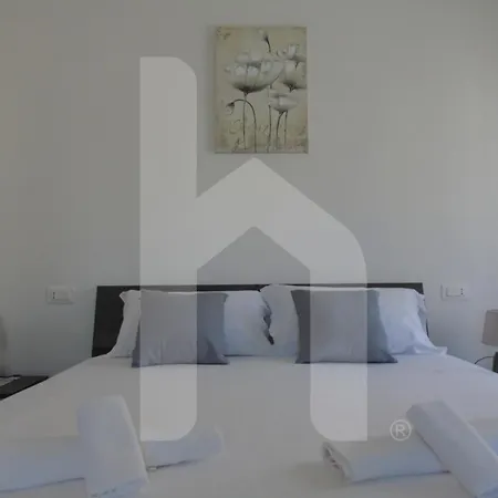 Homiday - Residenza Tulipani * 스케르네