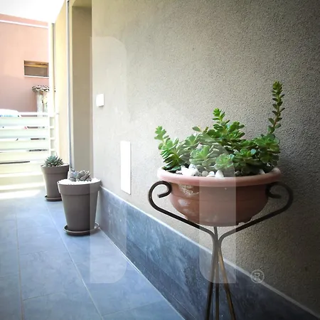 Homiday - Residenza Tulipani 아파트 스케르네