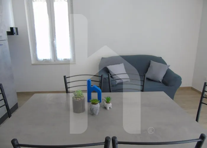 Homiday - Residenza Tulipani Διαμέρισμα Scerne