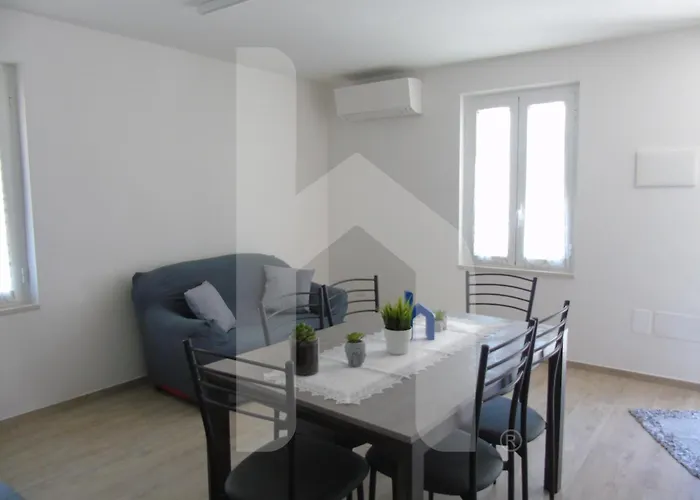 Homiday - Residenza Tulipani Апартаменты