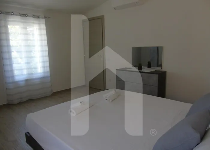 Homiday - Residenza Tulipani Διαμέρισμα